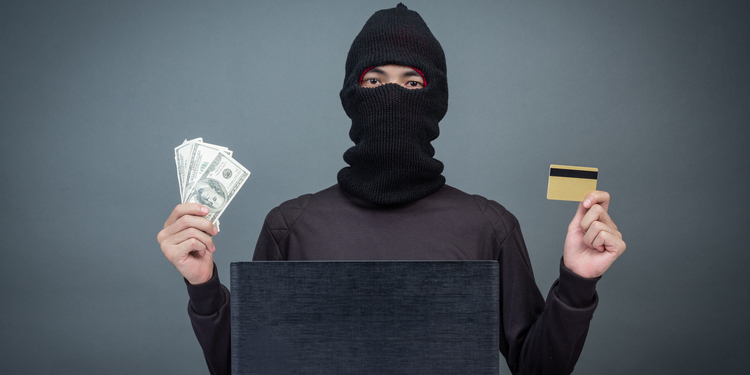 Как не попасться на финансовых мошенников в интернете